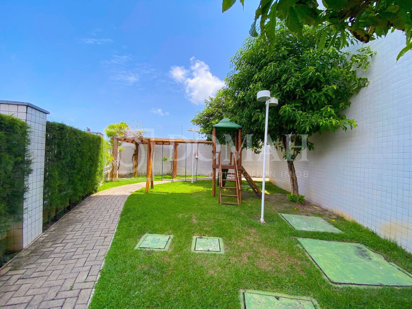 Foto 17 do imóvel Apartamento Exclusivo Frente à Praça no Parque Del Sol | 73 m² - Portal de Ávila