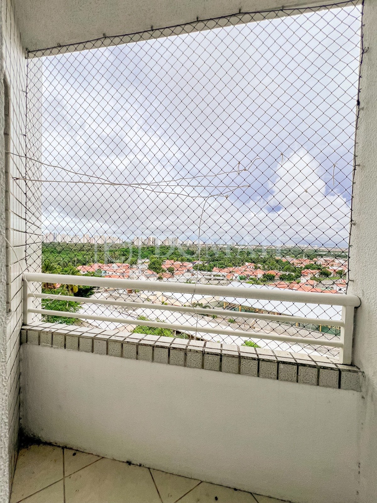 Foto 8 do imóvel Apartamento três quartos no Dionísio Torres