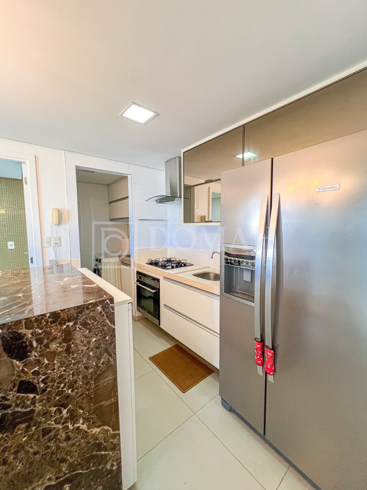 Seu refúgio na Beira-Mar | 70 m², 1 quarto amplo com vista para o mar - Foto 3