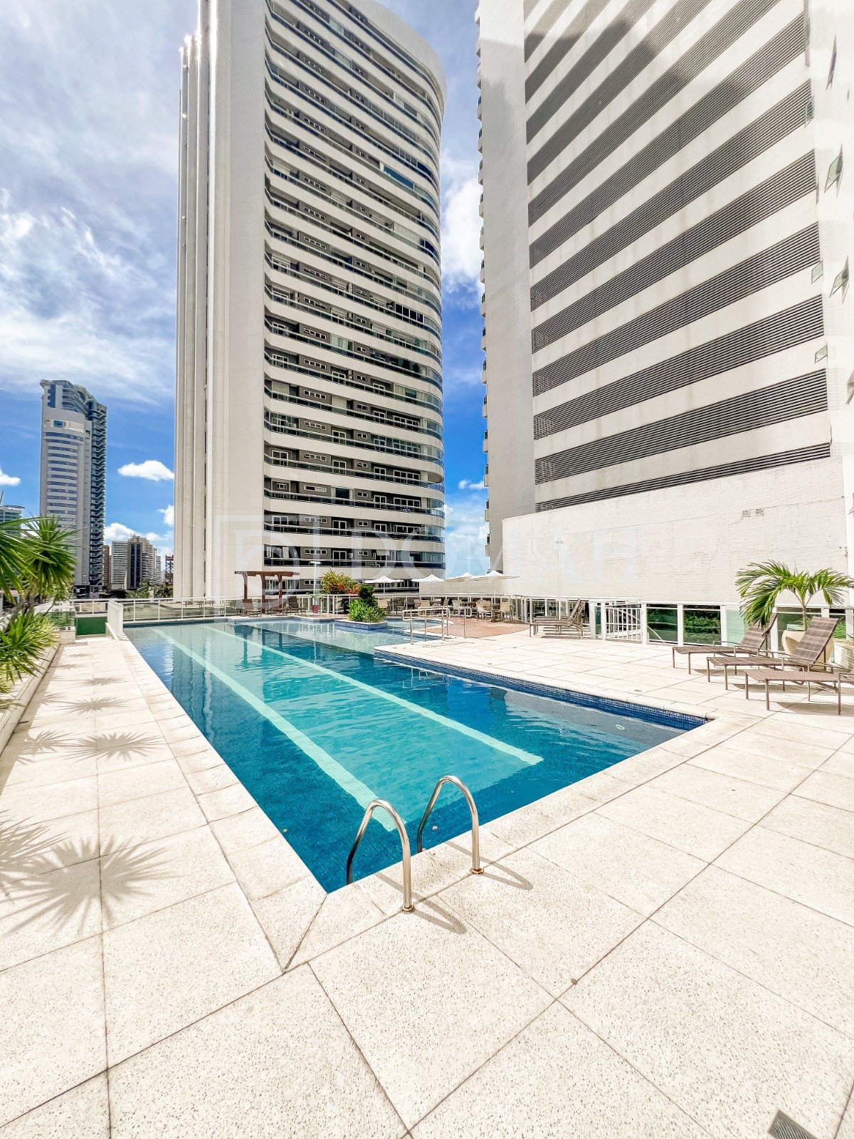 Foto 19 do imóvel Seu refúgio na Beira-Mar | 70 m², 1 quarto amplo com vista para o mar