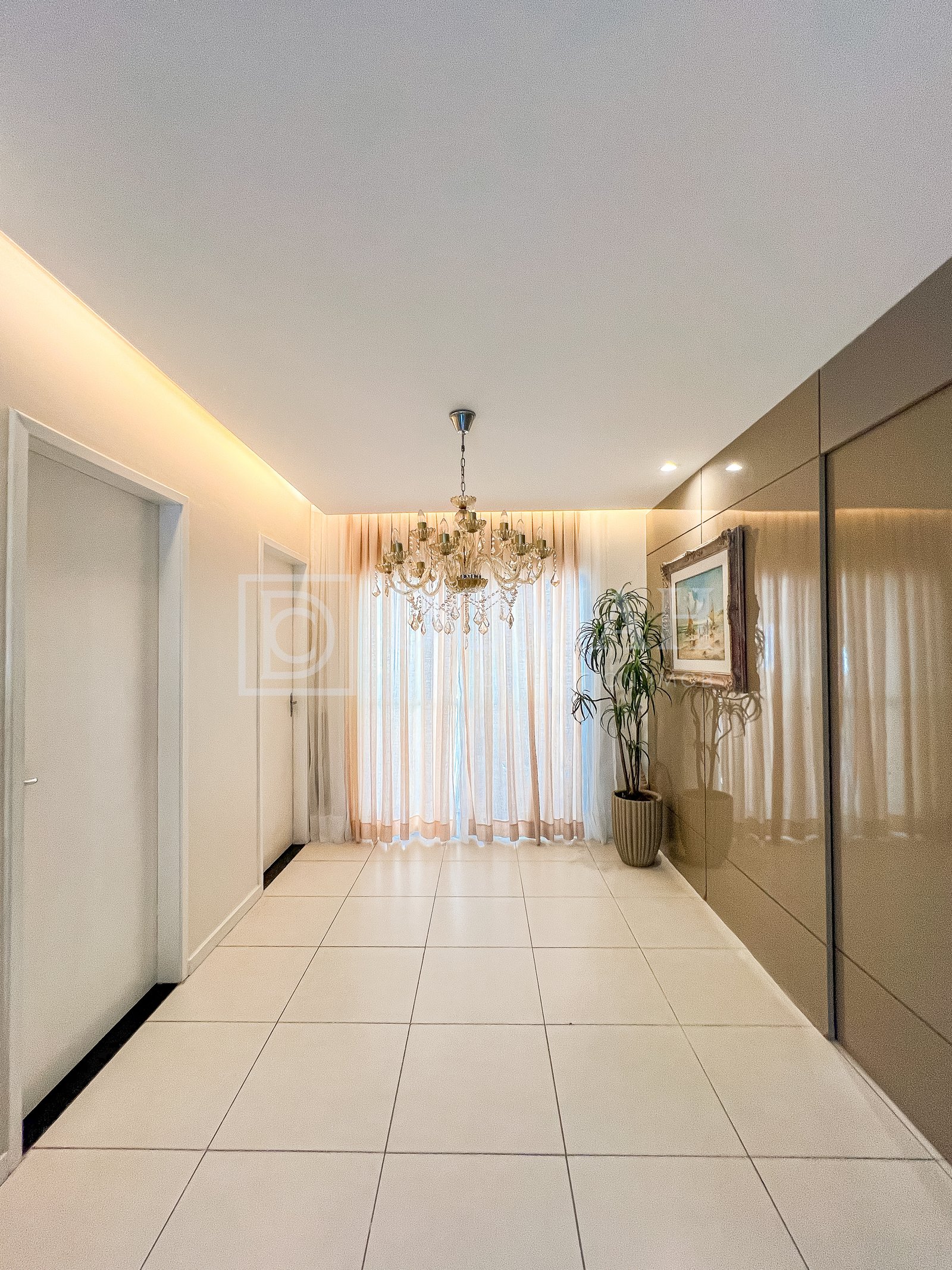 Foto 7 do imóvel Casa Duplex 4 suítes em Condomínio Fechado