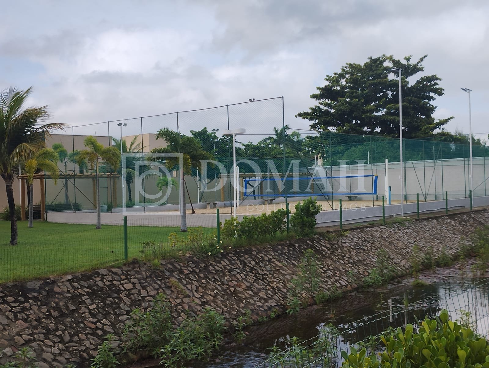 Foto 13 do imóvel Casa Duplex, Porteira Fechada, 3 suítes com 160 metros área construída, Eusébio