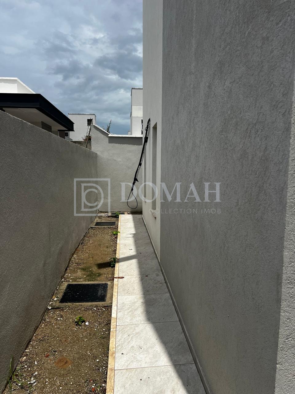 Foto 7 do imóvel Casa Duplex em Condomínio no Eusébio com três suítes