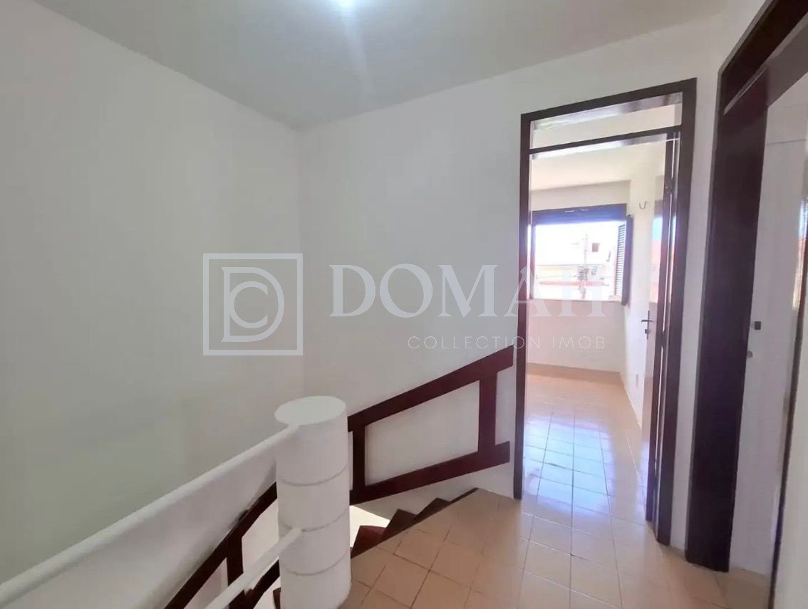 Foto 11 do imóvel Casa duplex em condomínio fechado