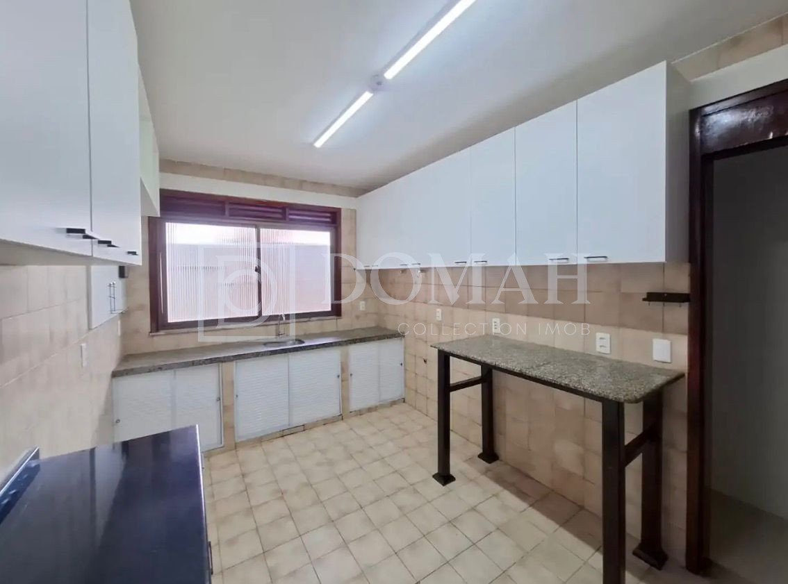 Foto 10 do imóvel Casa duplex em condomínio fechado