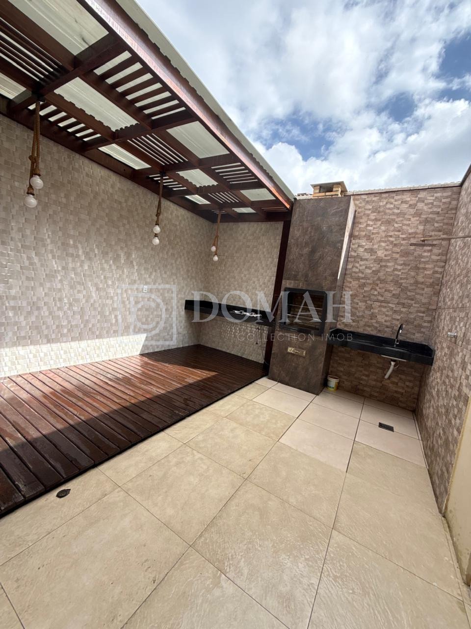 Foto 26 do imóvel Casa duplex em condomínio fechado